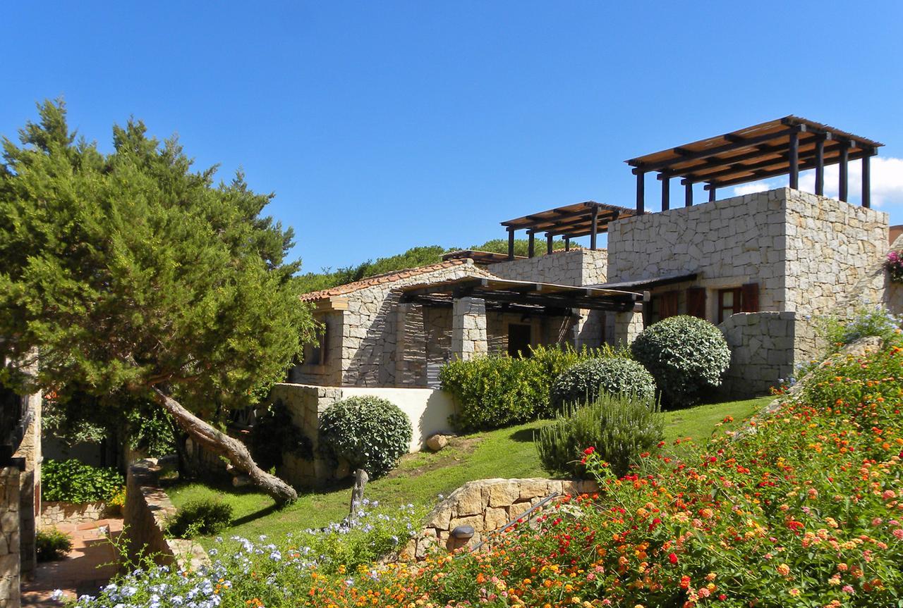 Hotel Porto Piccolo Baja Sardinia Buitenkant foto