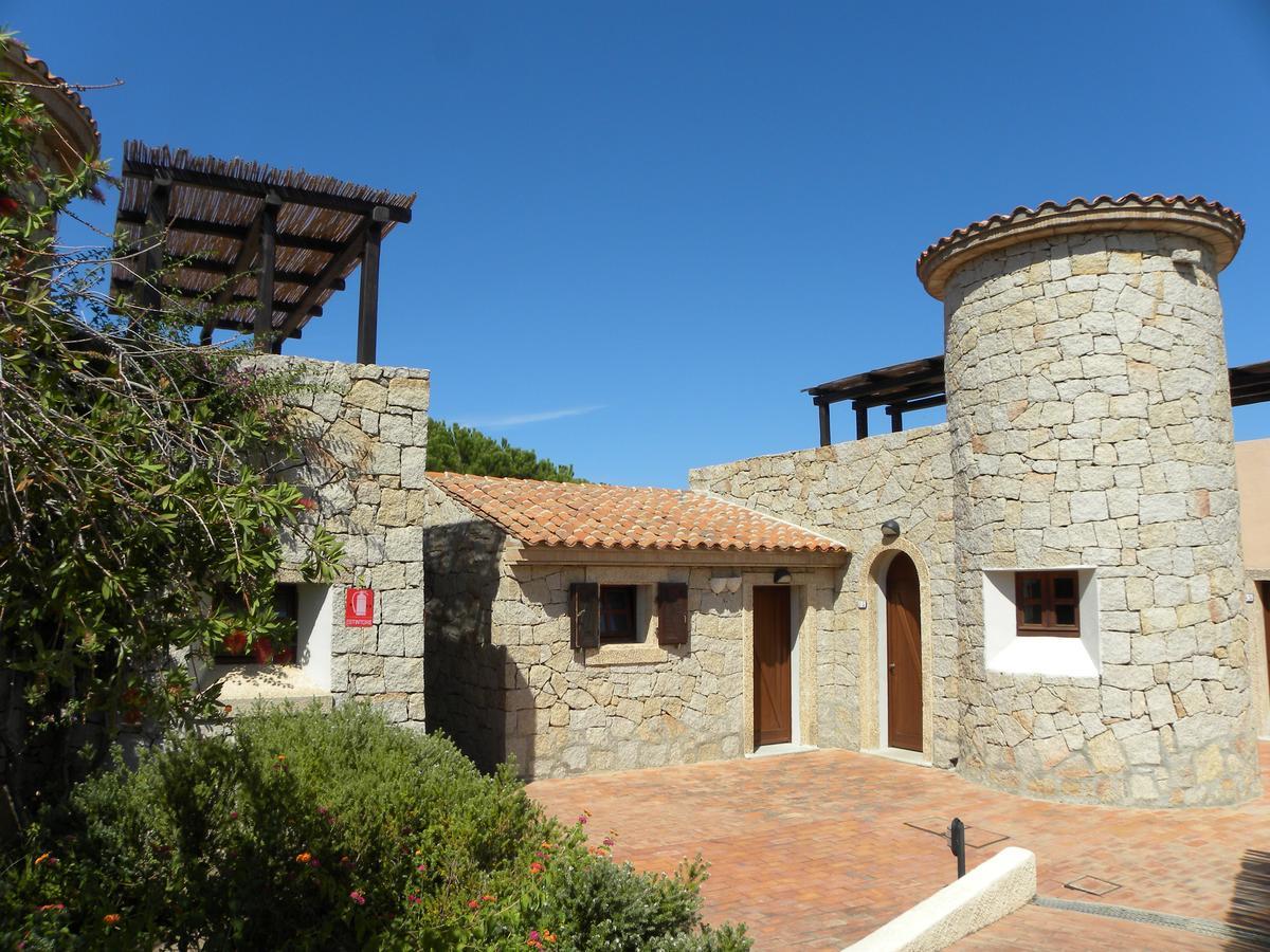 Hotel Porto Piccolo Baja Sardinia Buitenkant foto
